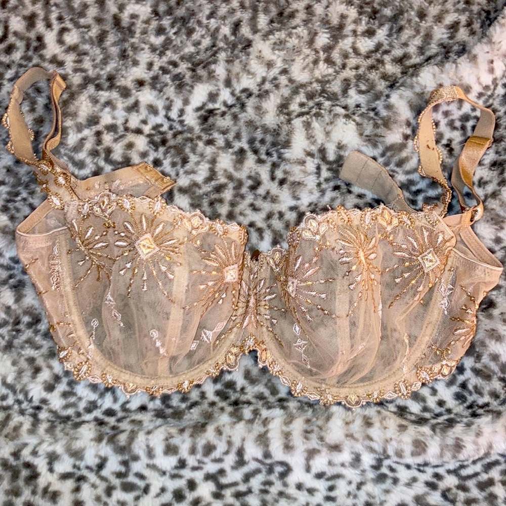 Chantelle 32DDD bra